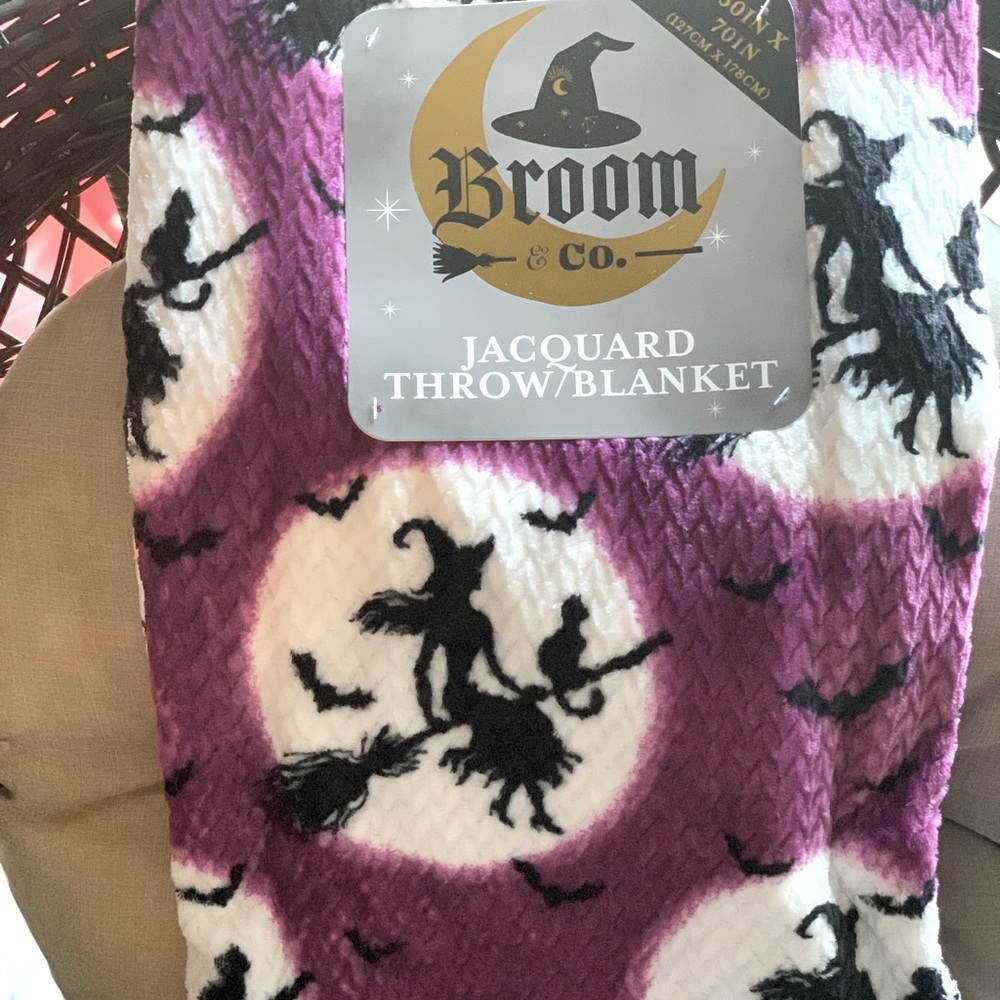 50x70 witch throw blanket.